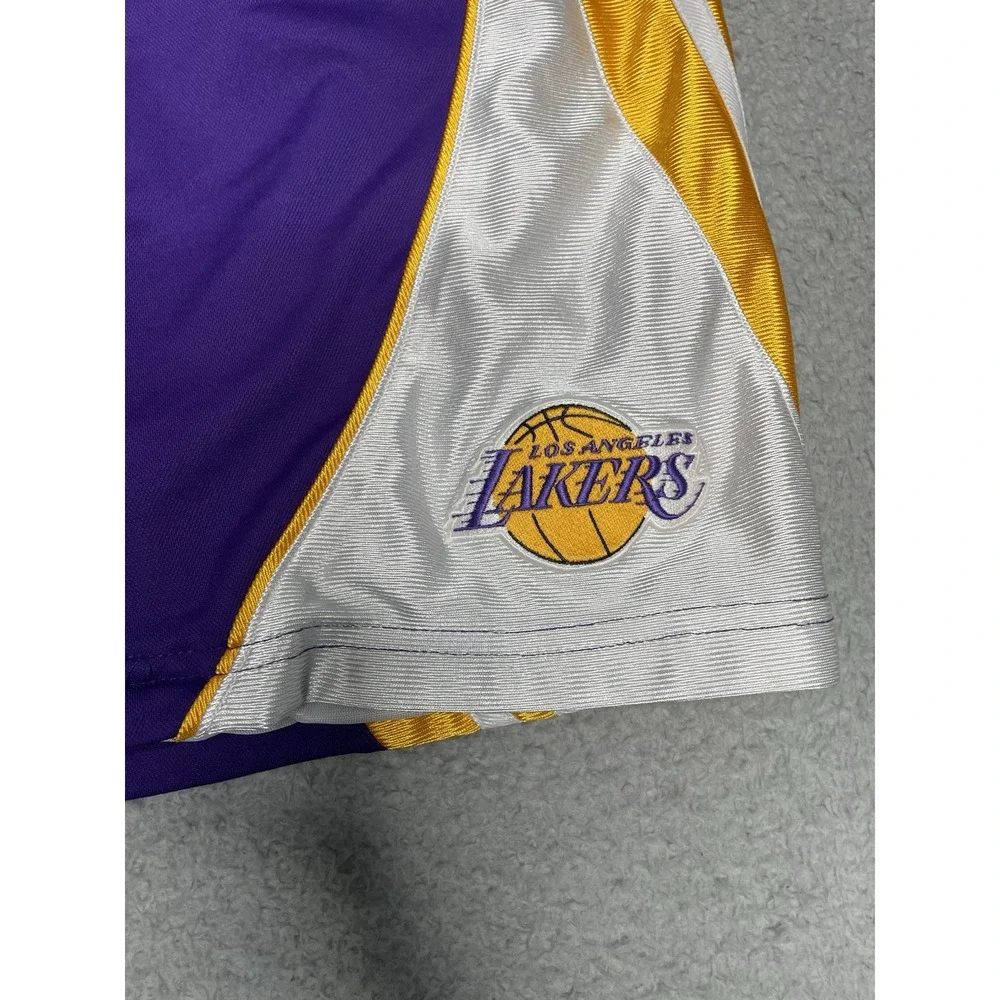 Vintage Adidas NBA LA Lakers Basketball Shorts Mens Large Purple‎ Gold White
